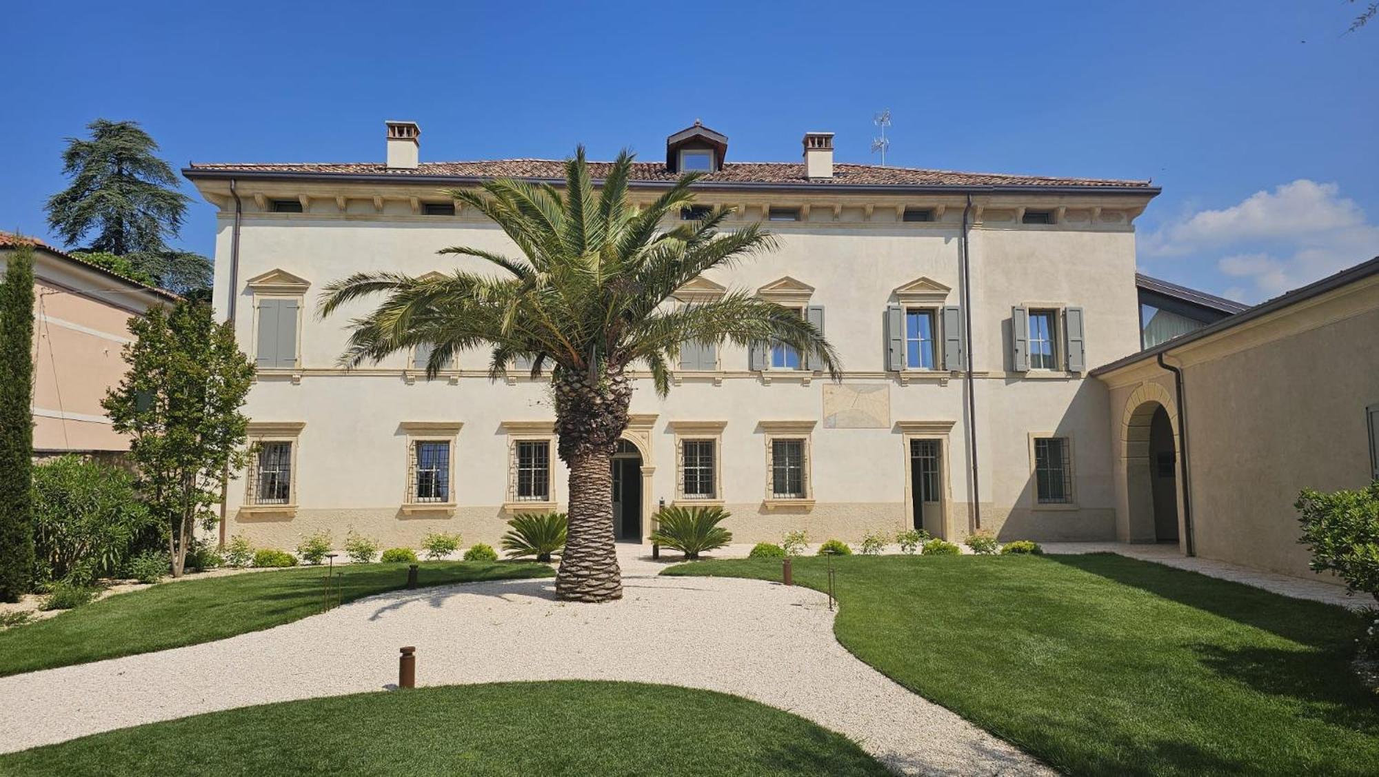 Villa Tosi - Luxury Apartments In Villa Veneta Tregnago Kültér fotó