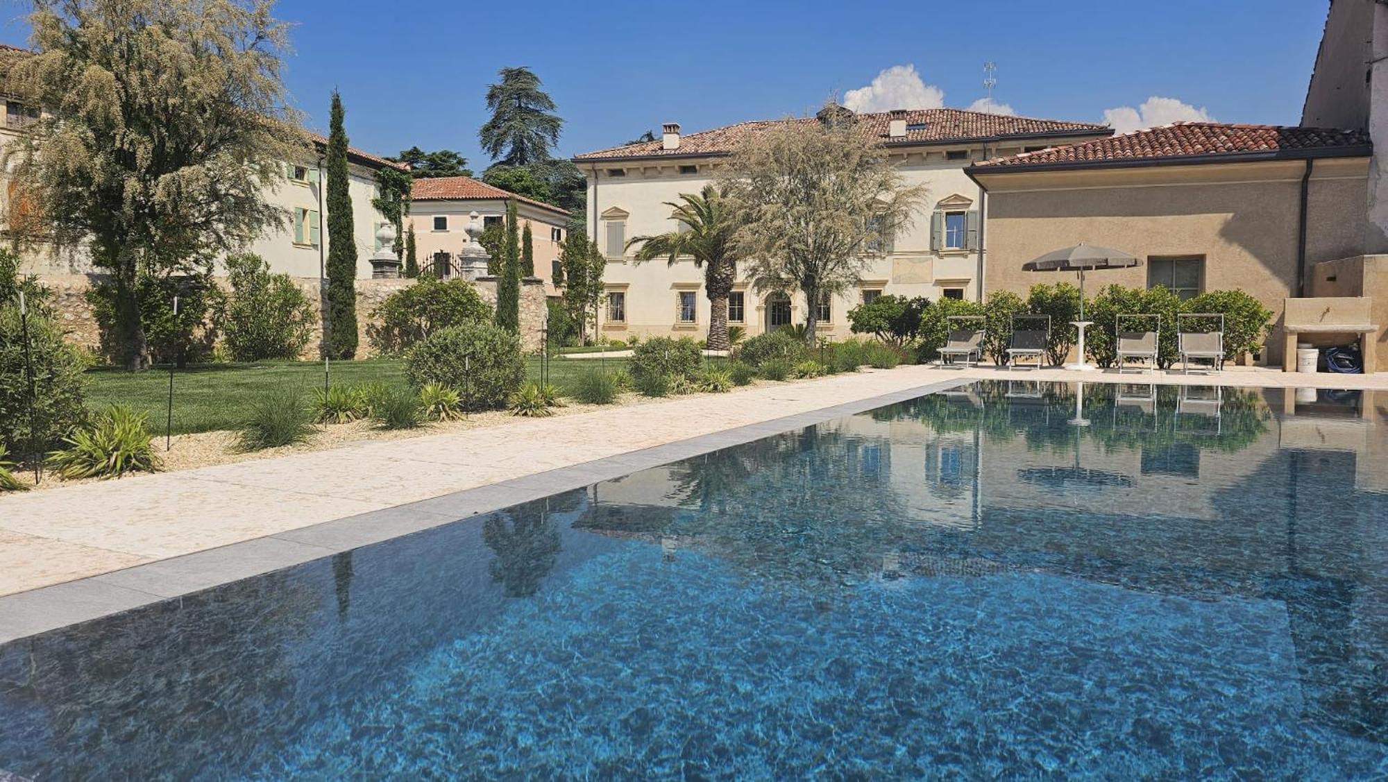 Villa Tosi - Luxury Apartments In Villa Veneta Tregnago Kültér fotó